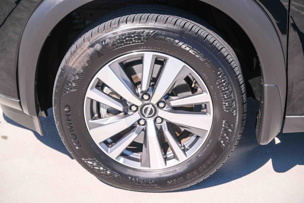 Thumbnail: 2025 Nissan Pathfinder - 18