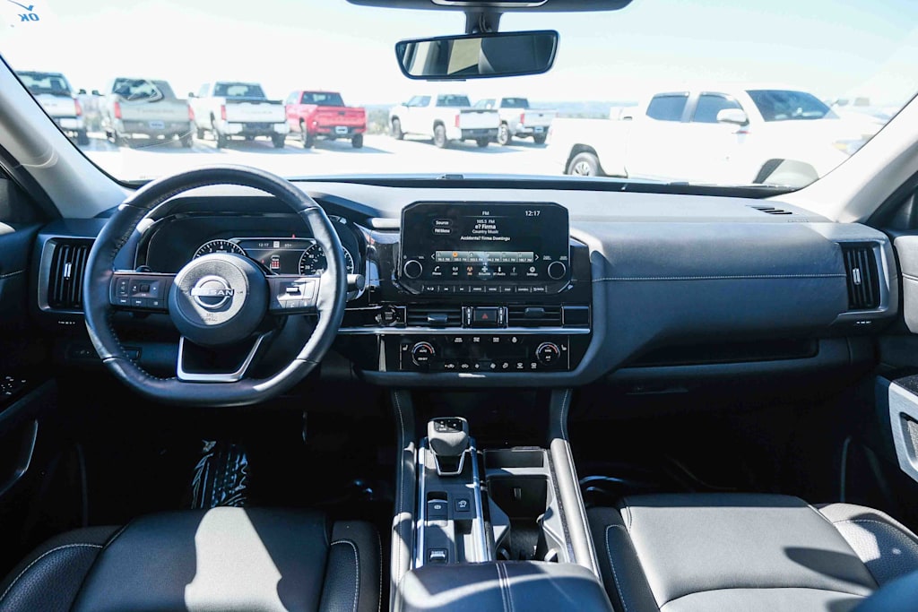 Thumbnail: 2025 Nissan Pathfinder - 2