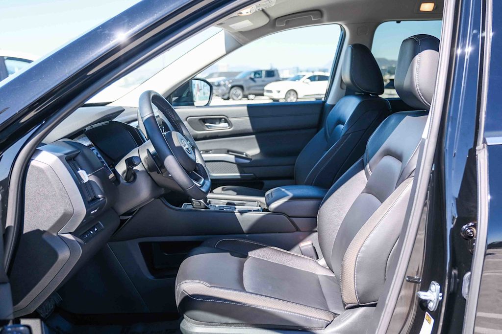 Thumbnail: 2025 Nissan Pathfinder - 9