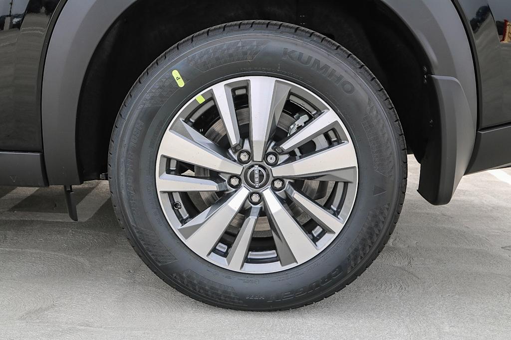 Thumbnail: 2025 Nissan Pathfinder - 7