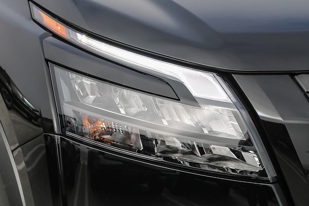 Thumbnail: 2025 Nissan Pathfinder - 19