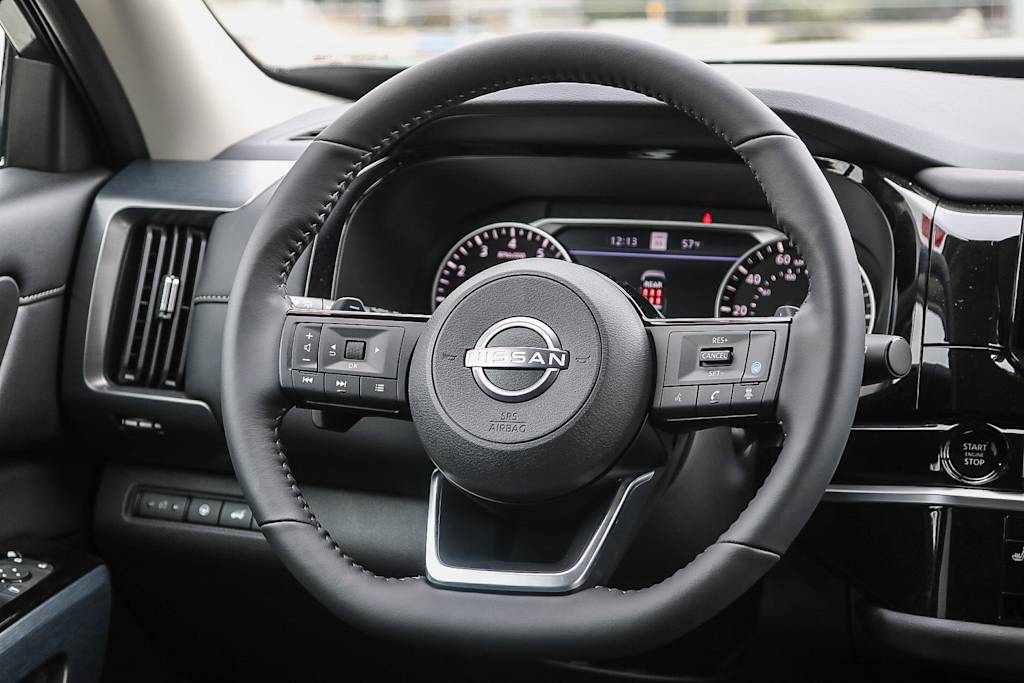 Thumbnail: 2025 Nissan Pathfinder - 13
