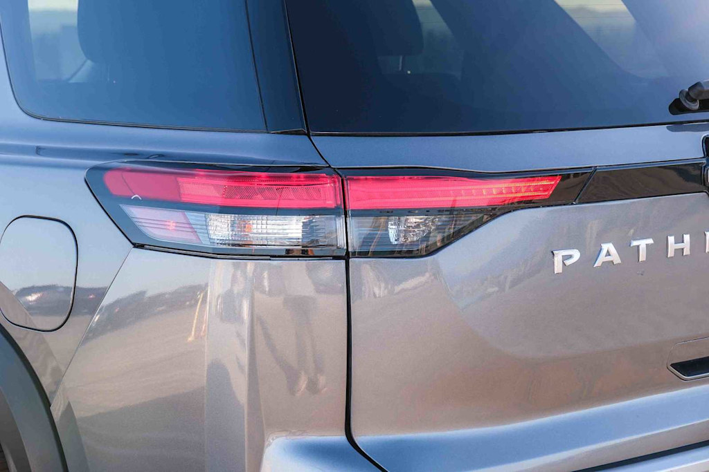 Thumbnail: 2025 Nissan Pathfinder - 19