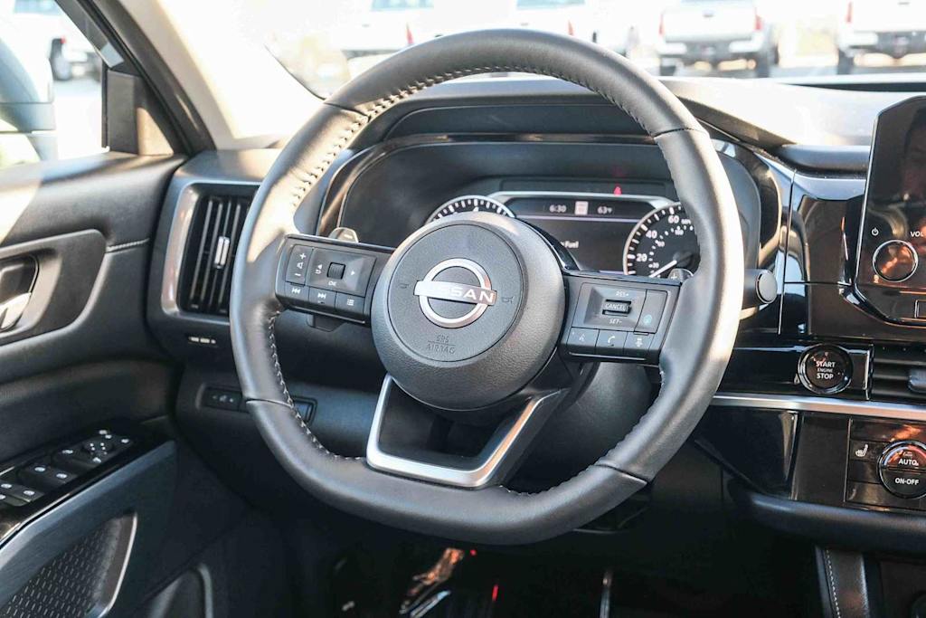 Thumbnail: 2025 Nissan Pathfinder - 9
