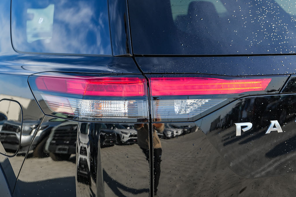Thumbnail: 2025 Nissan Pathfinder - 20