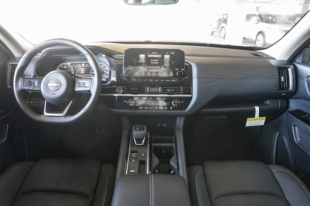 Thumbnail: 2025 Nissan Pathfinder - 2