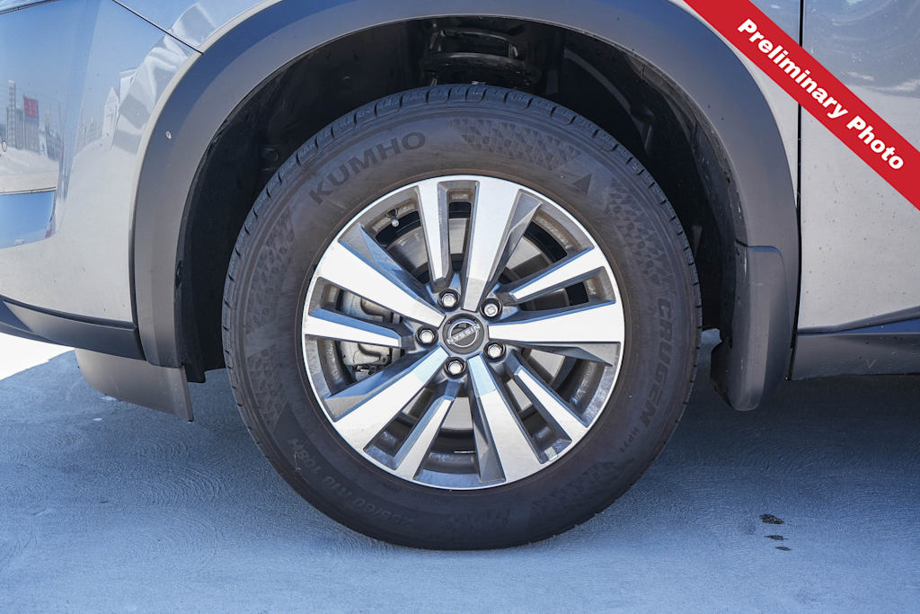Thumbnail: 2025 Nissan Pathfinder - 16