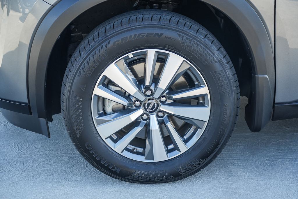 Thumbnail: 2025 Nissan Pathfinder - 21