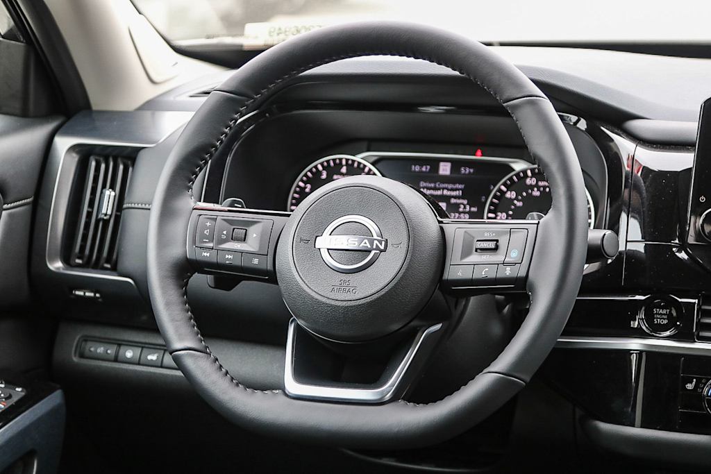 Thumbnail: 2025 Nissan Pathfinder - 13