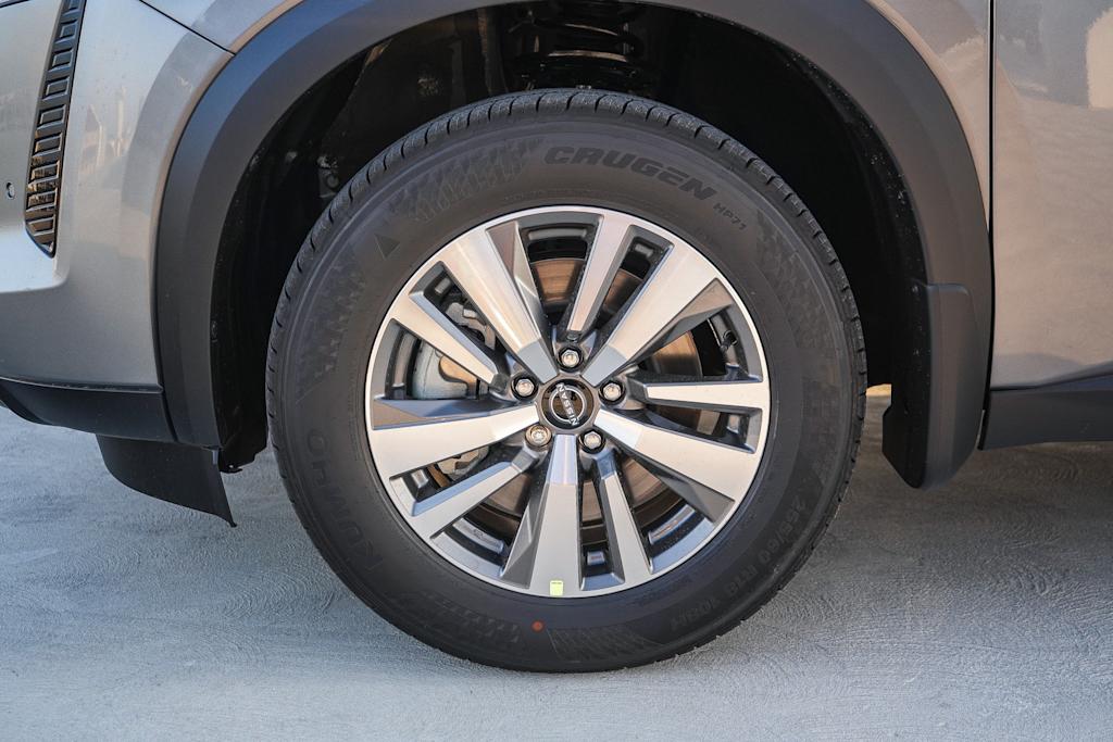 Thumbnail: 2026 Nissan Pathfinder - 23