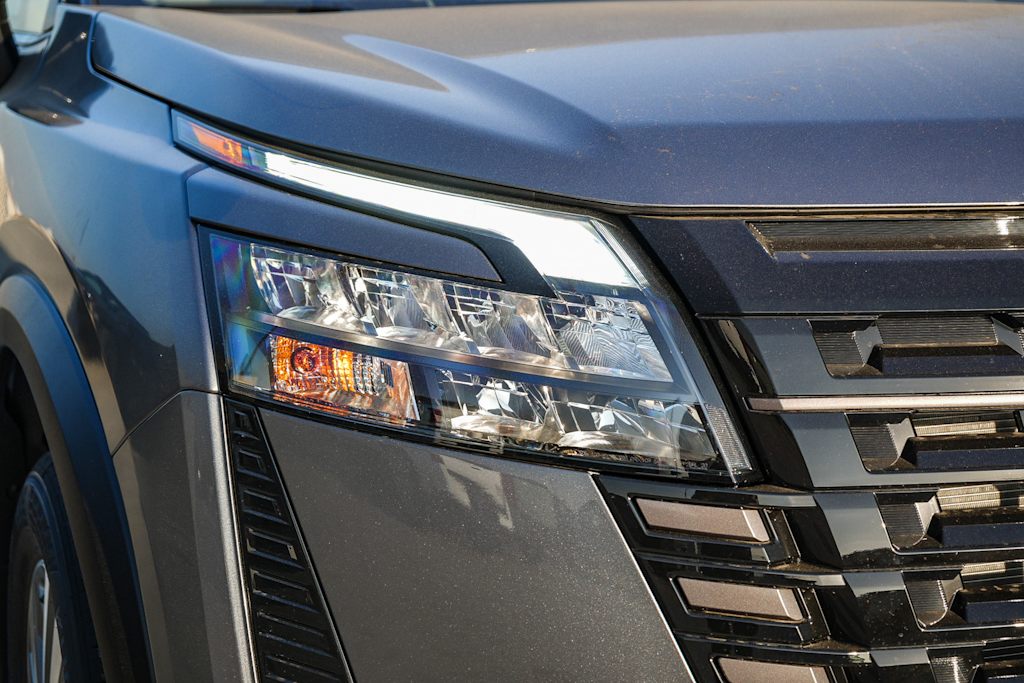 Thumbnail: 2026 Nissan Pathfinder - 18
