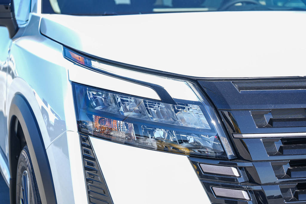 Thumbnail: 2026 Nissan Pathfinder - 18