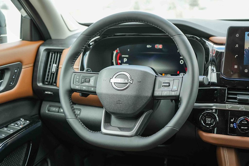 Thumbnail: 2026 Nissan Pathfinder - 12