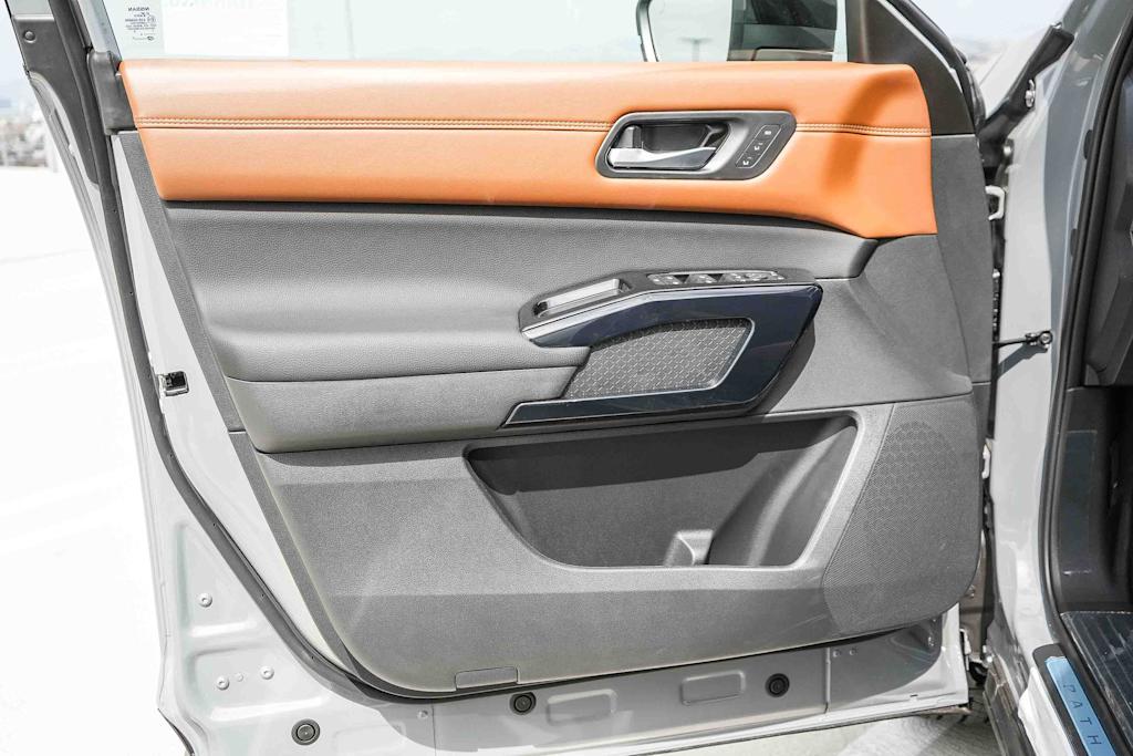 Thumbnail: 2026 Nissan Pathfinder - 26