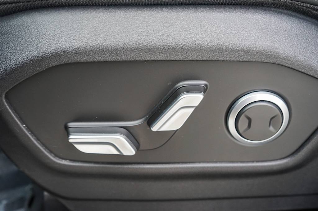 Thumbnail: 2025 Hyundai Santa Fe - 22