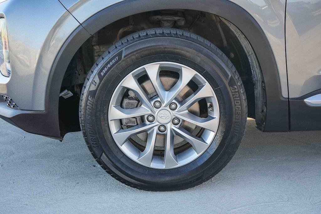 Thumbnail: 2019 Hyundai Santa Fe - 22