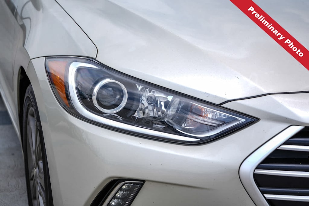 Thumbnail: 2017 Hyundai Elantra - 13