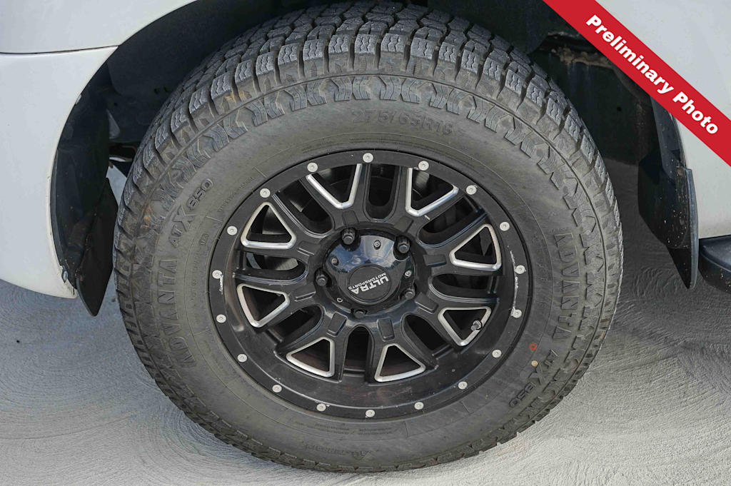 Thumbnail: 2017 Toyota Sequoia - 17