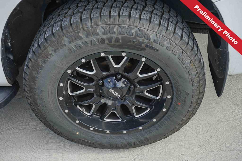 Thumbnail: 2017 Toyota Sequoia - 6
