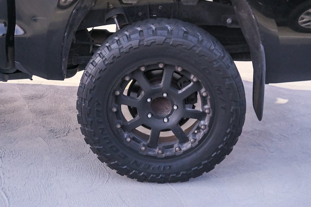 Thumbnail: 2008 Toyota Tundra - 6
