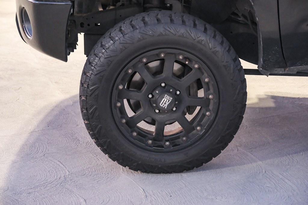 Thumbnail: 2008 Toyota Tundra - 18