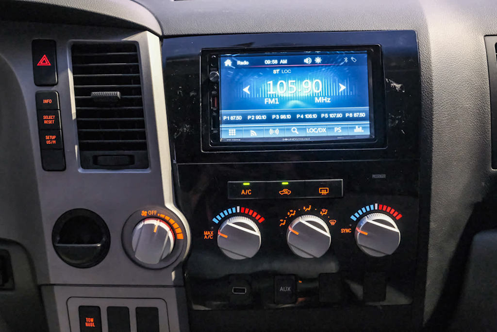 Thumbnail: 2008 Toyota Tundra - 11