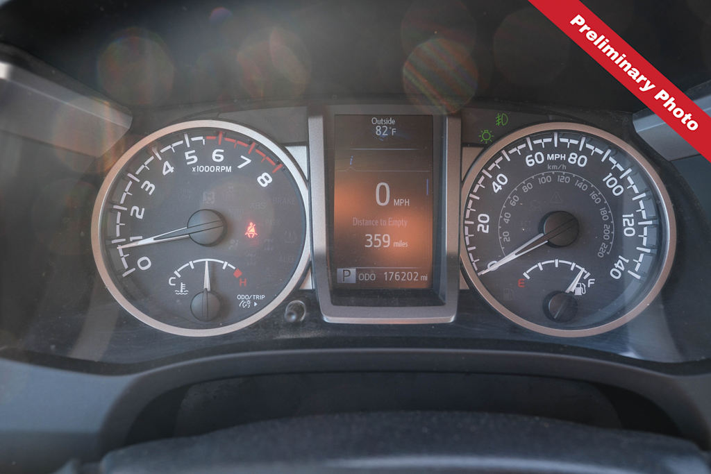Thumbnail: 2018 Toyota Tacoma - 11