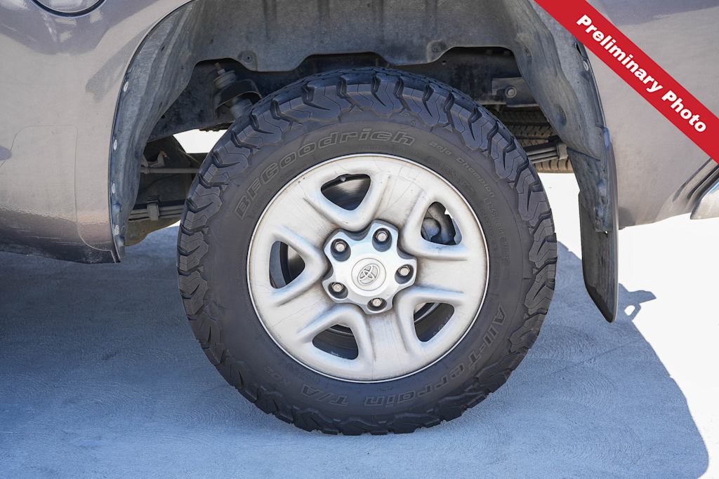 Thumbnail: 2017 Toyota Tundra - 6