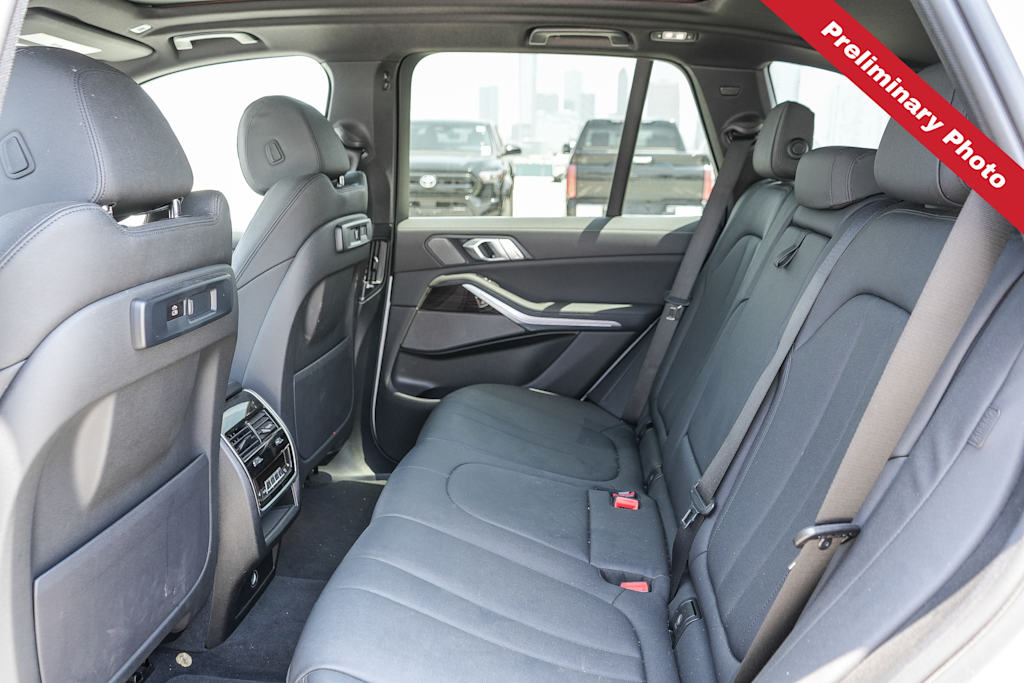 Thumbnail: 2021 BMW X5 - 9