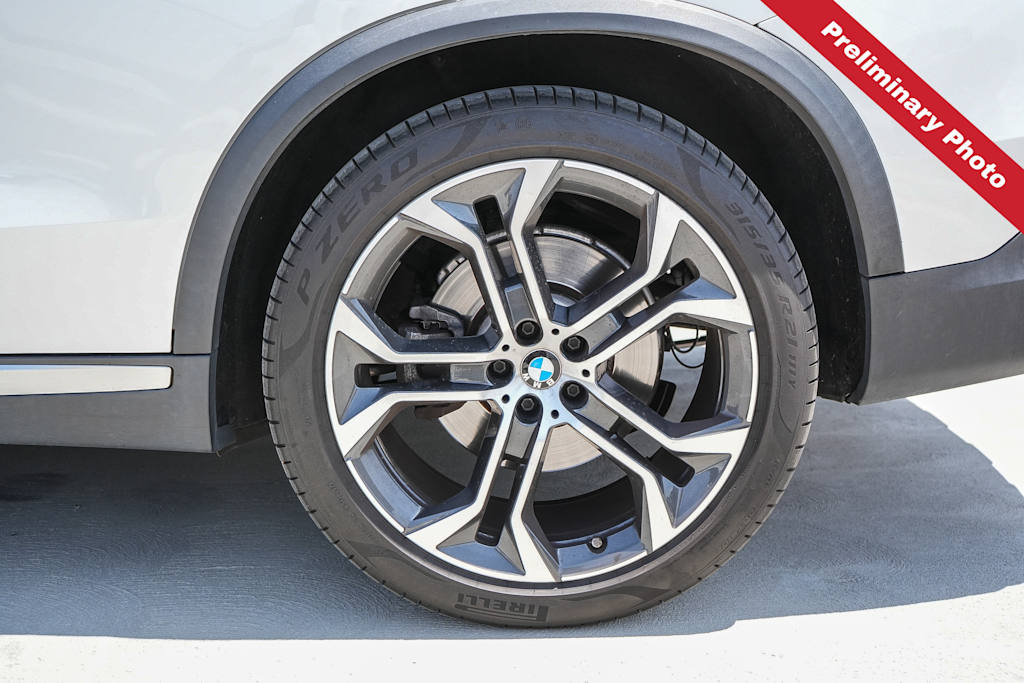 Thumbnail: 2021 BMW X5 - 7
