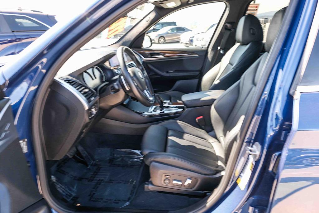 Thumbnail: 2020 BMW X3 - 10