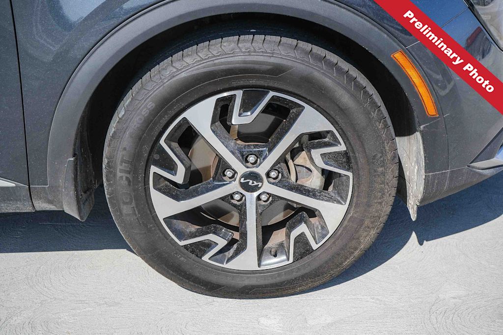 Thumbnail: 2023 Kia Sportage - 17