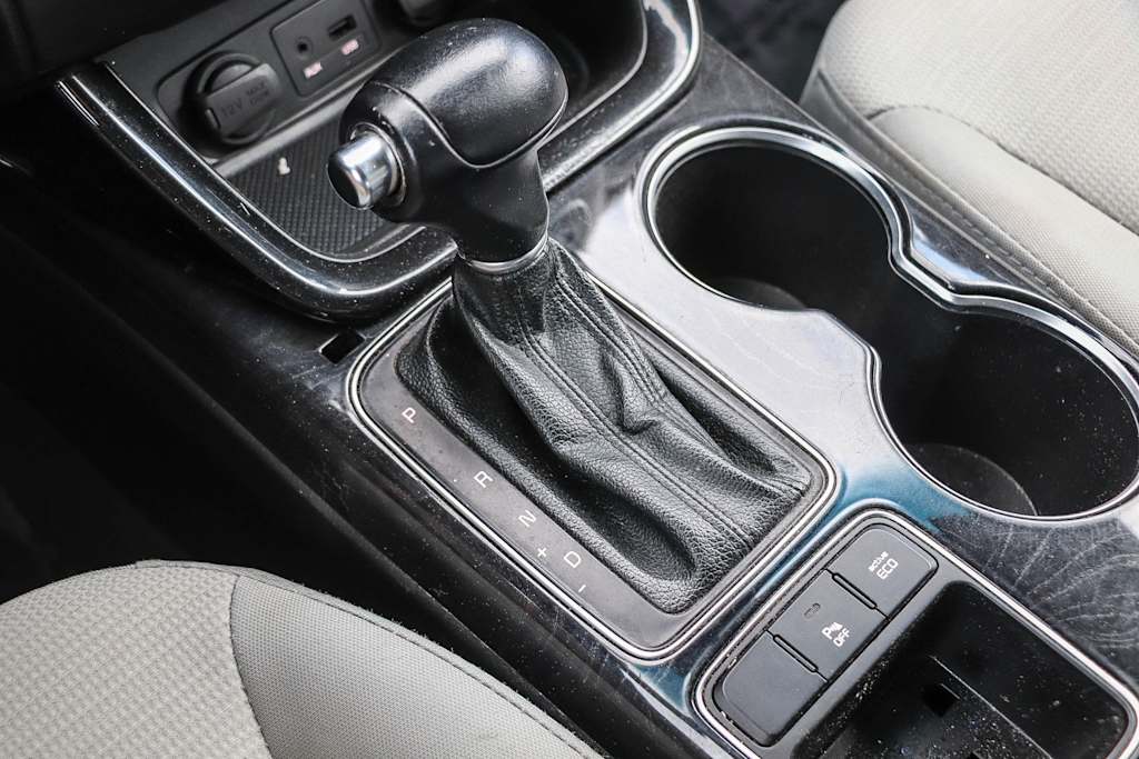 Thumbnail: 2015 Kia Sorento - 13