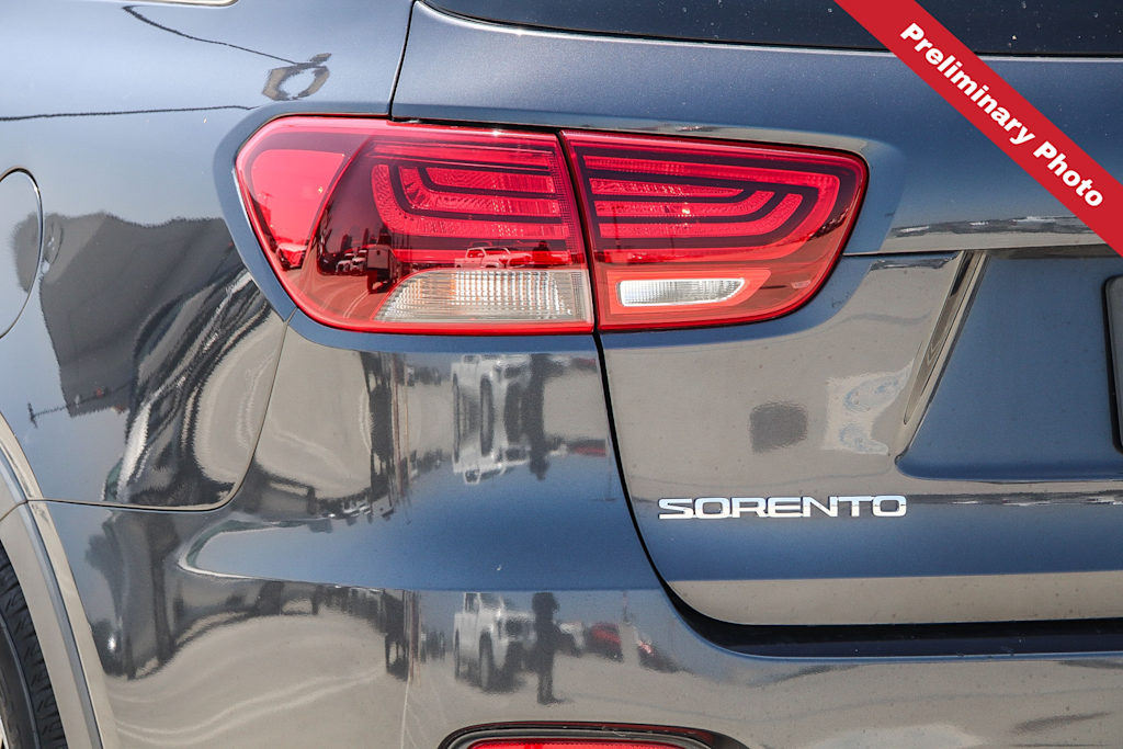 Thumbnail: 2019 Kia Sorento - 16