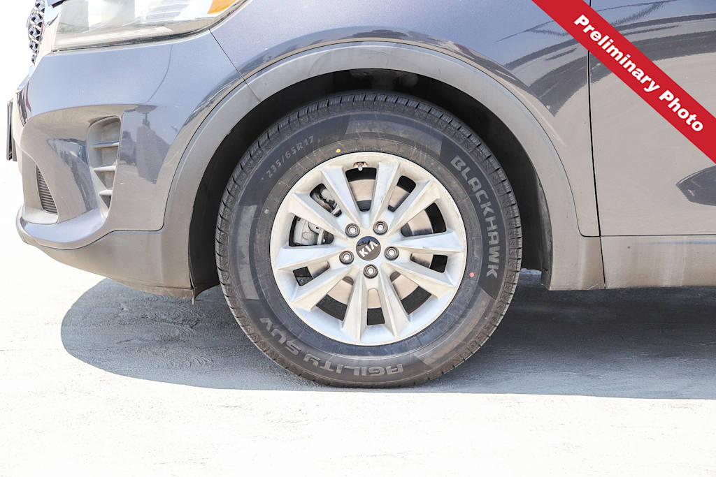 Thumbnail: 2019 Kia Sorento - 6