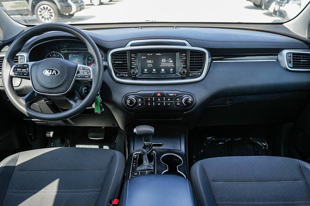 Thumbnail: 2020 Kia Sorento - 2
