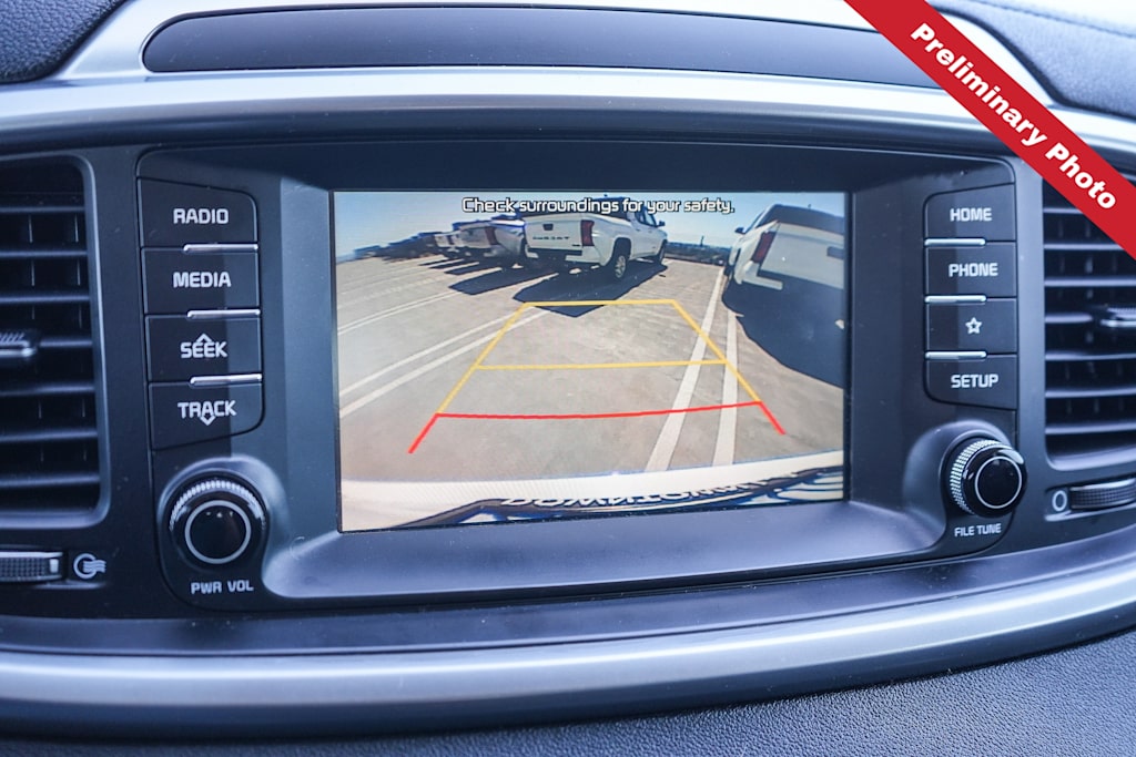 Thumbnail: 2019 Kia Sorento - 19