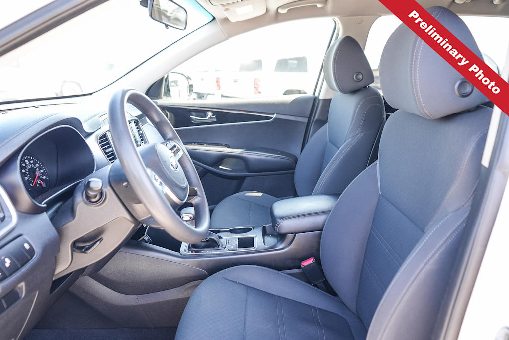 Thumbnail: 2019 Kia Sorento - 7