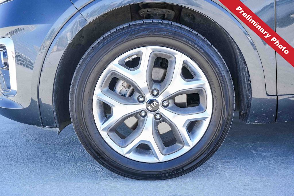 Thumbnail: 2020 Kia Sorento - 17