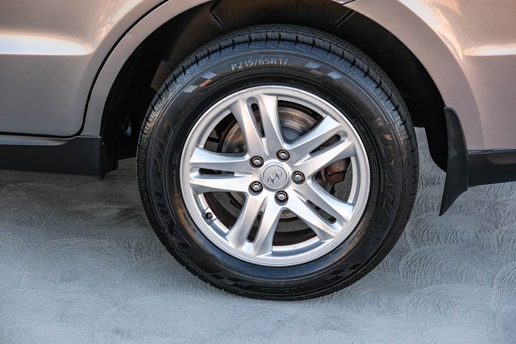 Thumbnail: 2012 Hyundai Santa Fe - 7
