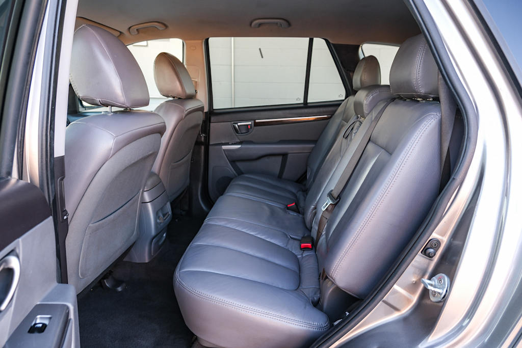 Thumbnail: 2012 Hyundai Santa Fe - 12