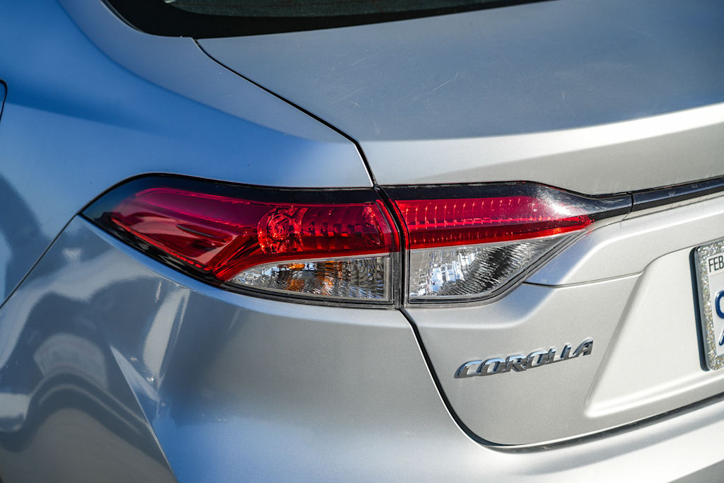 Thumbnail: 2023 Toyota Corolla - 16