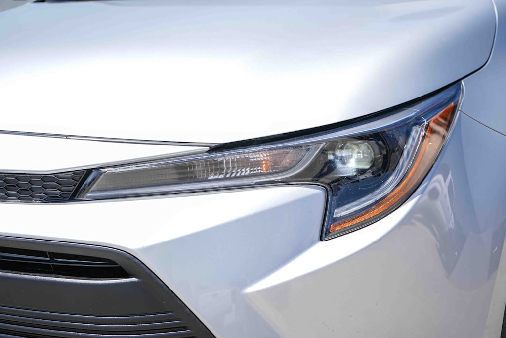 Thumbnail: 2023 Toyota Corolla - 16