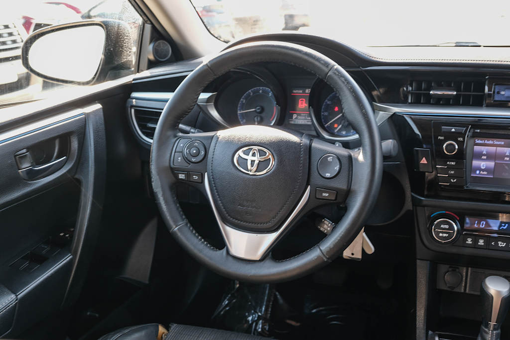 Thumbnail: 2016 Toyota Corolla - 9