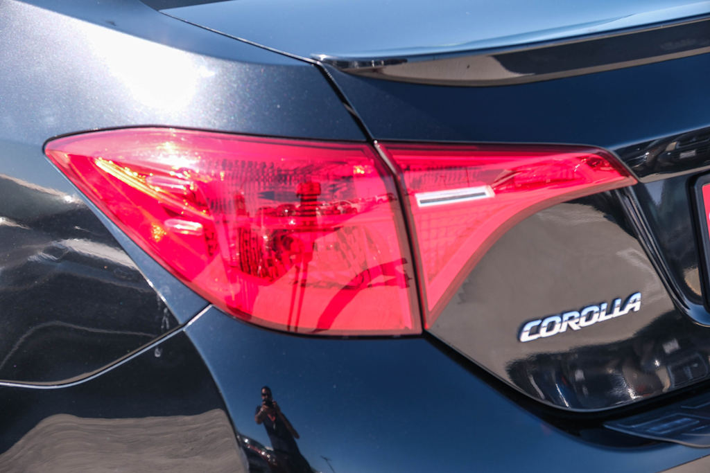 Thumbnail: 2018 Toyota Corolla - 19