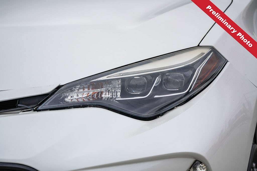 Thumbnail: 2018 Toyota Corolla - 13