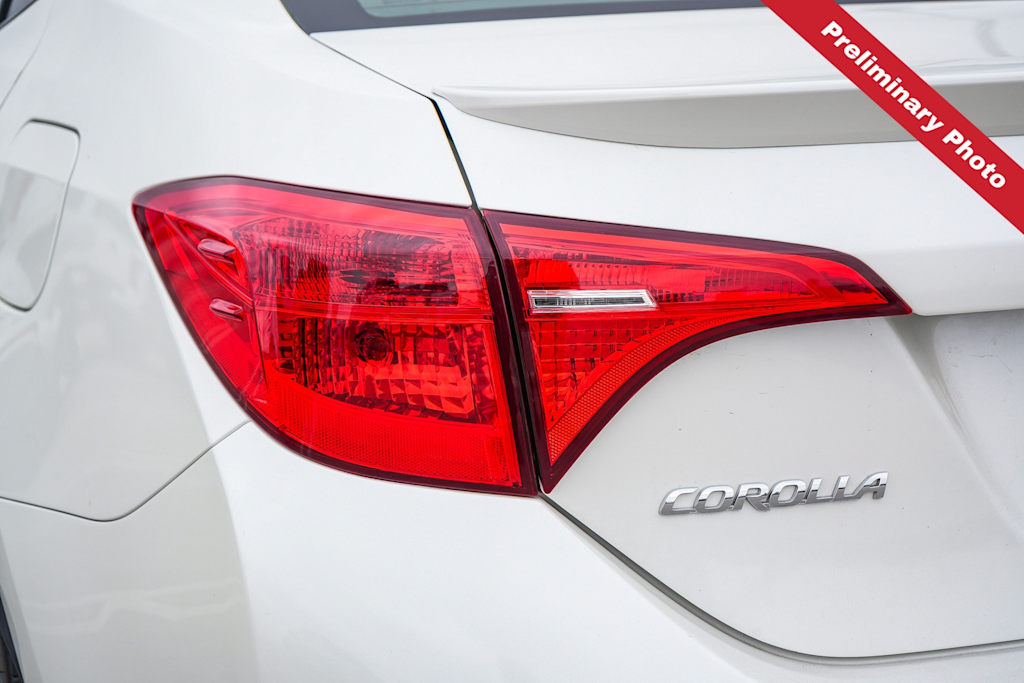 Thumbnail: 2018 Toyota Corolla - 16