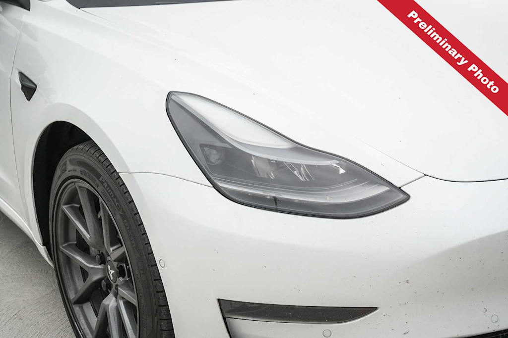 Thumbnail: 2021 Tesla Model 3 - 12