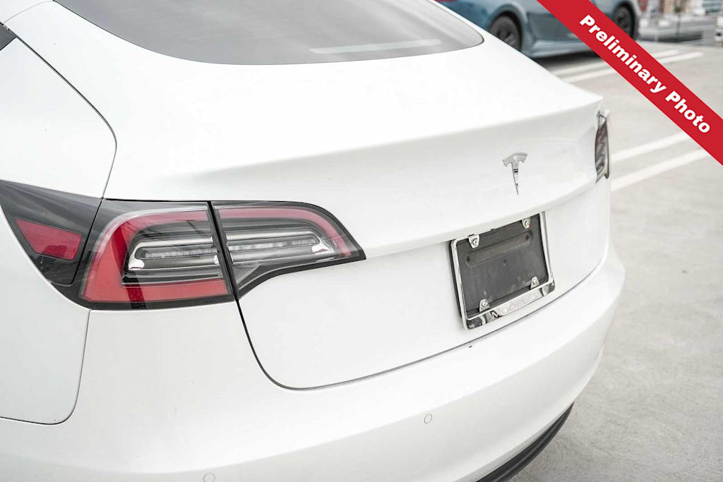 Thumbnail: 2021 Tesla Model 3 - 16