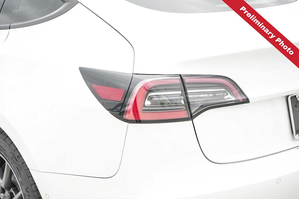 Thumbnail: 2021 Tesla Model 3 - 6